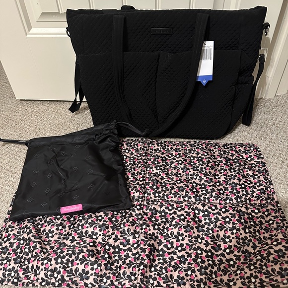 Vera Bradley Diaper Bag with Changing Pad - Picture 1 of 7